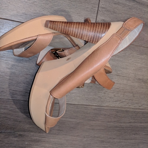 Michael Kors Leather Heels - Picture 3 of 7